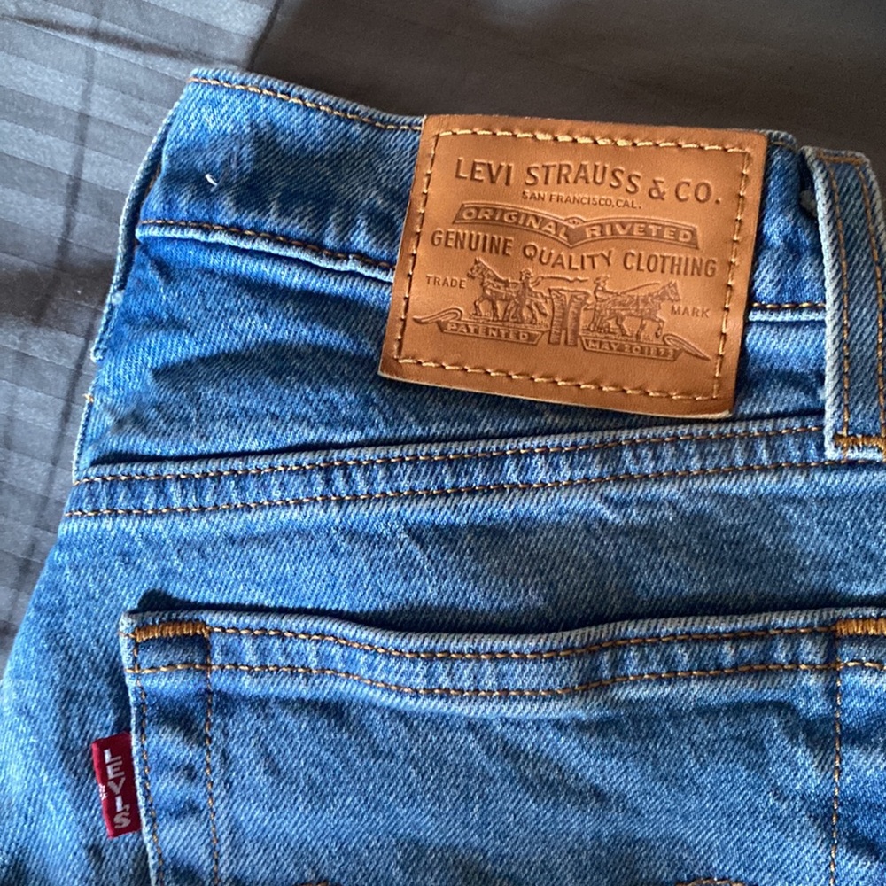 levi’s - Picture 2 of 5